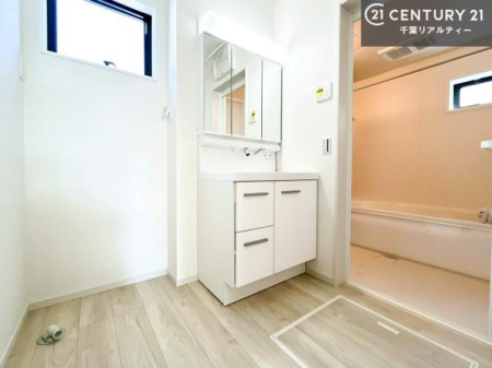 ʑEʏ t̖邢ʎłICɓւłĐɕۂƂł܂IRނ̂łς̎dオǂȂ܂ˁI