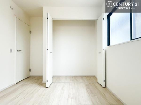 [ [͂ɗDĂ邩炱A]vȃm\ɏoACeAL[vł܂BVvŐꂽԂy݂B