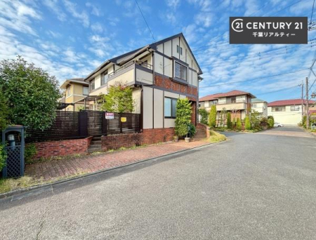 OʓH܂ތnʐ^ OʓH͍LXƂĂAԂ̏oNNBJӂ闧nŁASĕ点Z܂łB