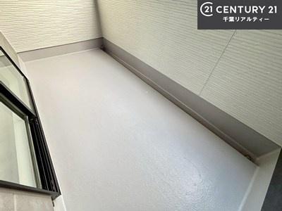 oRj[ zǍDȃoRj[łIꂽɂ͐nJIȎԂy߂܂B
