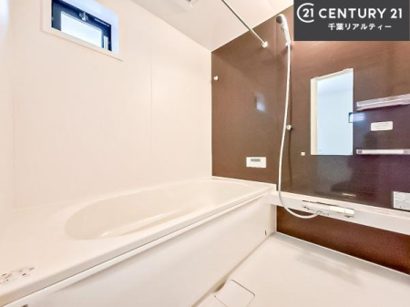  l͋̕C̃oX[́AoĂăoX^C[I
d撣Ă邲JɂD݂̓̓܂āAył݂Ă͂ł傤H