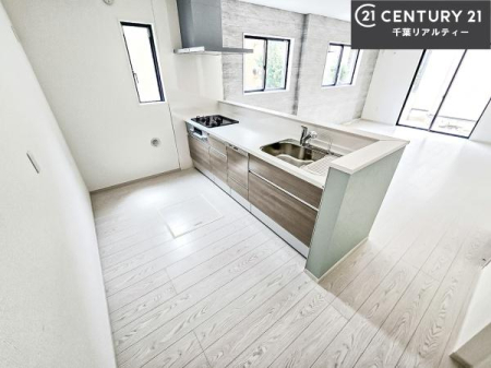 Lb` lC̑ΖʎVXeLb`̗pĂ܂IƑ̃R~jP[VRƑ݌vłB
qlɂڂ͂̂ŊłˁB[͂܂I