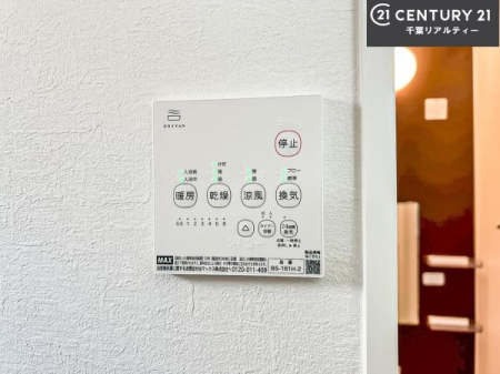 ̑ g[tĂ閣͓IȎdlłI~̓q[gVbN̗\hɂg܂B
J̓ł󕨂̂ŁA󕨂ߍ݂ɂI