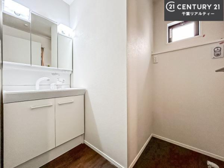 ʑEʏ Oʋdl̐ʏ́AgȂ݂₷I͎[ɂȂĂ܂BhC[₨ϓЕt̂ŐʑXbLƌ邱Ƃo܂I