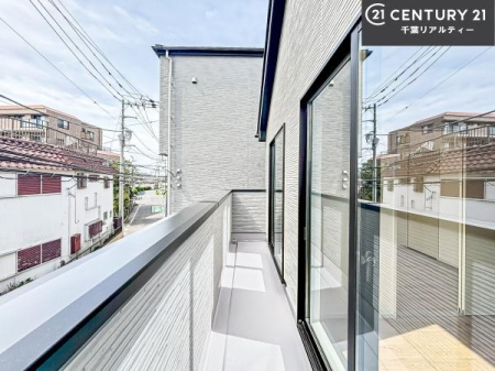 oRj[ zǍDȃoRj[łIꂽɂ͐nJIȎԂy߂܂B