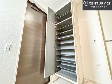  V[Y{bNXtȂ̂ŁAւЕt|₷łI
XbLւŌ˂JuԁÂSnԂo}Ă܂B