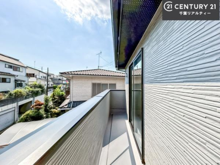 oRj[ zǍDȃoRj[łIꂽɂ͐nJIȎԂy߂܂B
̂󕨂؂ɊƂł܂I