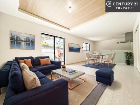 rO ƋCGp[XłB؂ȉƑW܂邩炱LDKɂ͂肽B
qCɏ΂Ȃ瑖ĂpuLƂɂėǂvƎvuԂłB