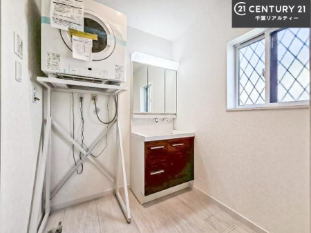 ʑEʏ t̖邢ʎłICɓւłĐɕۂƂł܂IRނ̂łς̎dオǂȂ܂ˁI