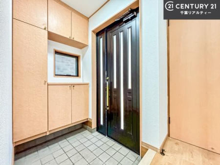  V[Y{bNXtȂ̂ŁAւЕt|₷łI
XbLւŌ˂JuԁÂSnԂo}Ă܂B