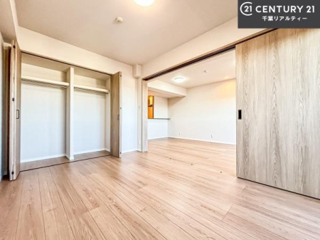 m rOƗאڂḿAƎ̋xeXy[XLbYXy[XƂĊp̂悳łˁI
[Xy[XĂ܂I

