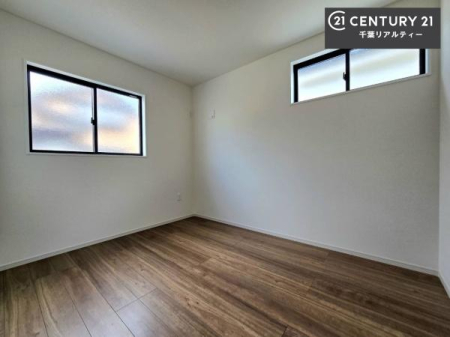 rOȊŐ VvɃfUCĂ邽߁AƋIт܂I
Cɓ̉ƋuĂ낰Ԃ邱Ƃł܂B