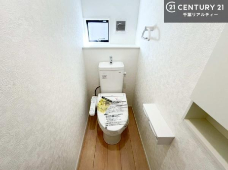 gC 1E2KɃgC܂I̖Zԑт҂ɂ݂łˁBƂ̂gCłꂪ₷łI