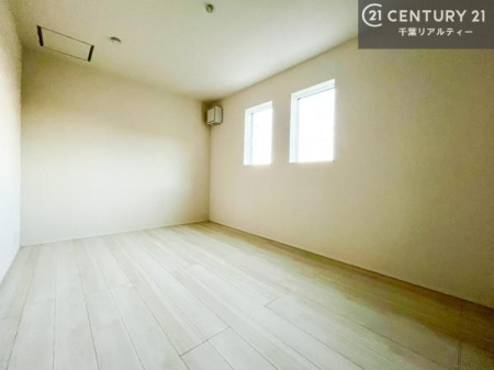 m VvɃfUCĂ邽߁AƋIт܂I
Cɓ̉ƋuĂ낰Ԃ邱Ƃł܂B