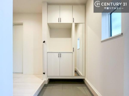  ~[tV[Y{bNXtȂ̂ŁAւЕt|₷łI
XbLւŌ˂JuԁÂSnԂo}Ă܂B