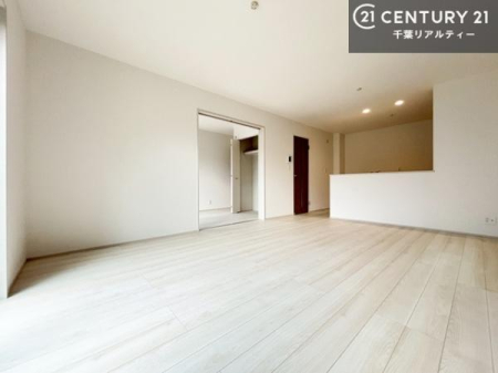 rO SnǂrO͉ƑRƏW܂܂BƑcR̎ԂłBƑƁAw[Ԃ߂łˁB