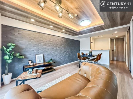 rO 傫ȑ炽Ղ̗z閾邢QKrOBĴ郊rOŉƑĉ났̎Ԃ߂܂B