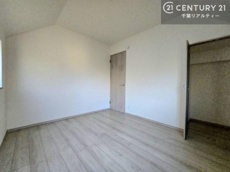 q [Xy[XĂAߗނ₨AwpiȂǂ萮ł܂BLg邽߁AKŐZԂ܂B