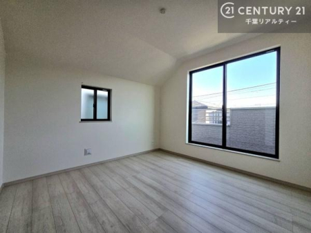 Q oRj[ɖʂĂmłB邭肪ACł܂INāAOɏoĔwLт[ċzǂ}邱Ƃł܂B