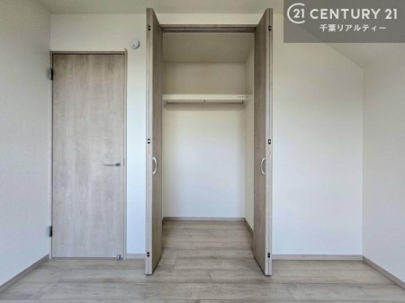 Q [Xy[XĂ܂IXbLڂ鎖ł܂ˁB
ƋI΂ȂVvȃfUCׁ̈AƋI΂Cɓ̋ԍ肪łłˁB