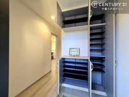  V[Y{bNXtȂ̂ŁAւЕt|₷łI
XbLւŌ˂JuԁÂSnԂo}Ă܂B