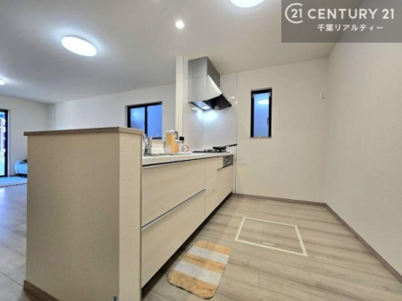 Lb` Ƃ肠钲Xy[XōƂ₷KȃLb`łI
qlƈꏏɂَqy߂LXXy[XłByԂɂȂ肻łˁI