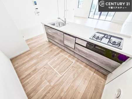 Lb` Ƃ₷VXeLb`łI[tĂ̂ŁAXy[XɕuȂčςނ̂ŁALXgāAKɍƂł܂I