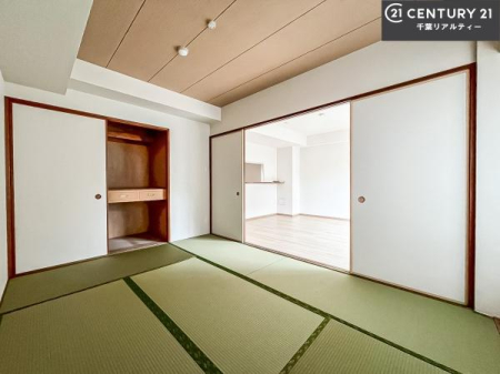 rOȊŐ VvɃfUCĂ邽߁AƋIт܂I
Cɓ̉ƋuĂ낰Ԃ邱Ƃł܂B