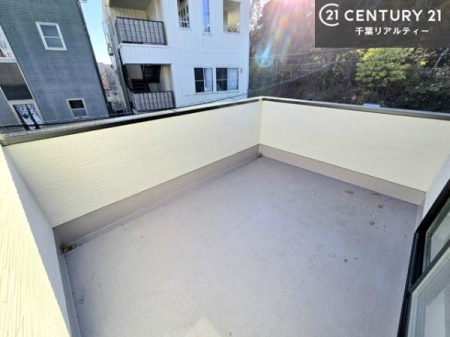 oRj[ zǍDȃoRj[łIꂽɂ͐nJIȎԂy߂܂B