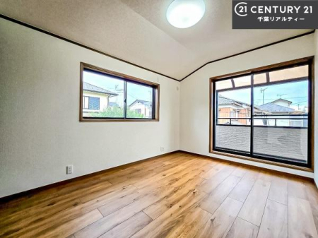 m oRj[ɖʂĂmłB邭肪ACł܂INāAOɏoĔwLт[ċzǂ}邱Ƃł܂B