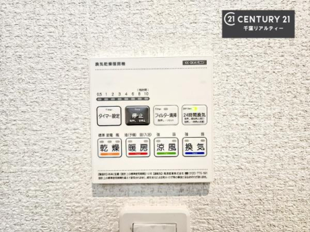 ̑ g[tĂ閣͓IȎdlłI~̓q[gVbN̗\hɂg܂B
J̓ł󕨂̂ŁA󕨂ߍ݂ɂI