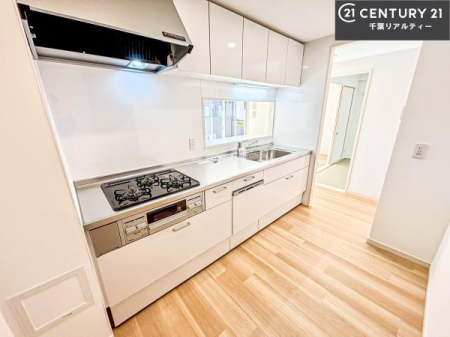 Lb` Ƃ肠钲Xy[XōƂ₷KȃLb`łI
qlƈꏏɂَqy߂LXXy[XłByԂɂȂ肻łˁI