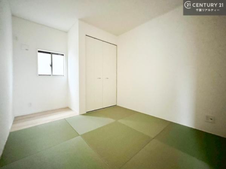 a ^^~̍肪炬^AbNXԁB傫ĴaƂȂĂ܂B{l̐Suav̋ԁB䑐̍YԂ͖̂ЂƎoĂ܂I