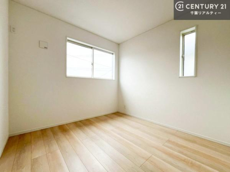 q |oȂ́Aql̂ƂĂSłI
[Xy[X[Ă̂ŎU炩TbƕЕt܂I