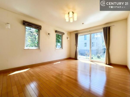 rO ĴLXLDKI\t@[_CjOe[uuĂɂȂȂ̂ŉKɉ߂܂IR~jP[V₷rOłI