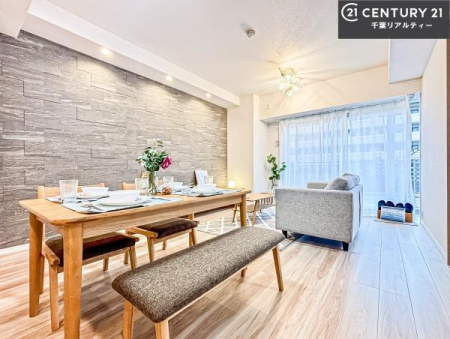 rO ؂ȉƑW܂邩炱LDKɂ͂肽B
qCɏ΂Ȃ瑖ĂpuLƂɂėǂvƎvuԂłB