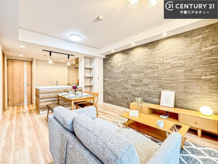 rO LX_CjOXy[XI肨HB΂yԂ߂܂BX̔܂I