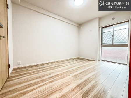 m VvɃfUCĂ邽߁AƋIт܂I
Cɓ̉ƋuĂ낰Ԃ邱Ƃł܂B