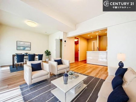 rO ƋCGp[XłB傫ȑ炽Ղ̗z閾邢rOBĴ郊rOŉƑĉ났̎Ԃ߂܂B