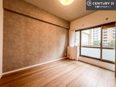 m oRj[ɖʂĂmłB邭肪ACł܂INāAOɏoĔwLт[ċzǂ}邱ƂołˁI