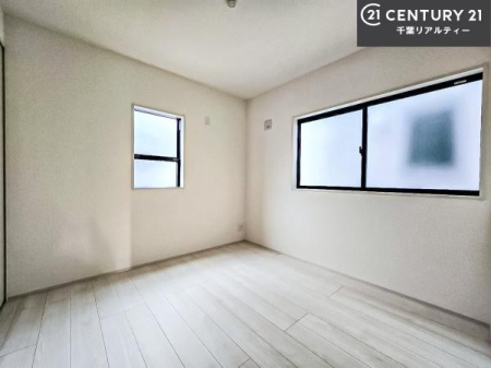 q |oȂ́Aql̂ƂĂSłI
[Xy[X[Ă̂ŎU炩TbƕЕt܂I