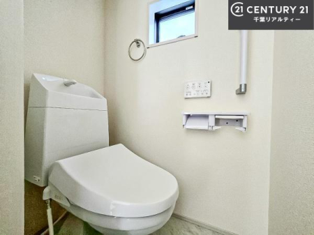 gC 1E2KɃgC܂I̖Zԑт҂ɂ݂łˁBƂ̂gCłꂪ₷łI