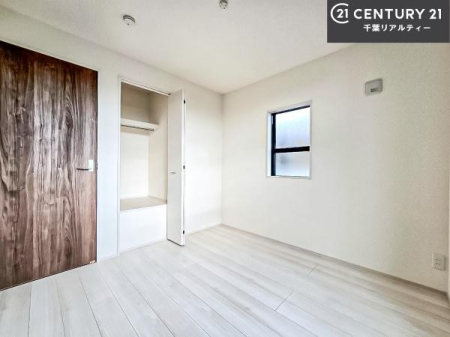 Q DޗḿA̖ڊo߂CǂłˁBԂƉ߂Ƃł܂BDF̃t[OǂȉƋɂ}b`܂I