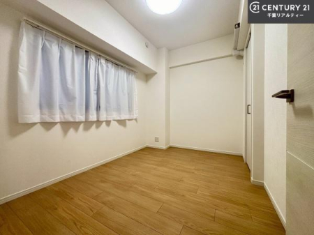 q |oȂ́Aql̂ƂĂSłI
[Xy[X[Ă̂ŎU炩TbƕЕt܂I