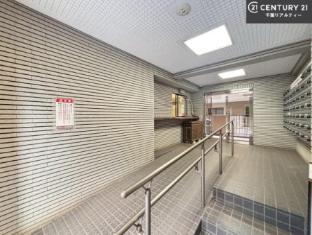 ̑p T̂Ev]EȂǁAȂƕЃX^bt܂ł\tIsYɊւ邱ƂȂAǂ̂悤ȂƂłSӑΉĒ܂B