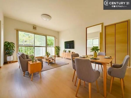 rO ƋCGp[XłBĴLXLDKI\t@[_CjOe[uuĂɂȂȂ̂ŉKɉ߂܂I
R~jP[V₷rOłI