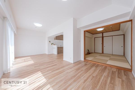 rO 邢F̃rÓAL邱ƂJԂo܂I
VvȓŉƋ̍킹₷g̍ʂɐߏグ邱Ƃo܂I