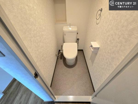 gC ƉK˔RtEHVbggCWBꂽʒułȒPɑ삪łAg[֍ȂǁAׂ₩ȋ@\Ŗ̃gC^CKłB