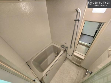  LXoXň̔tbVBL΂̂ŁAɂƐZ܂ˁĨoX^Cy݂ɂȂ܂B