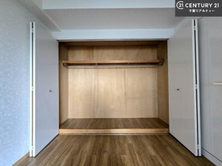 [ [͂ɗDĂ邩炱A]vȃm\ɏoACeAL[vł܂BVvŐꂽԂy݂B